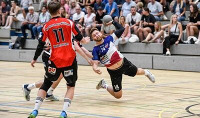 Hitziges Derby mit drei roten Karten und einem klaren Sieger